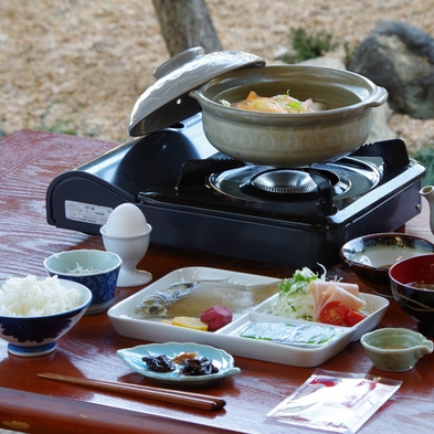 【朝食付き】自家製の干物や梅干など手作り和朝食でしっかり朝ごはん（￥6,410〜） ※現金特価